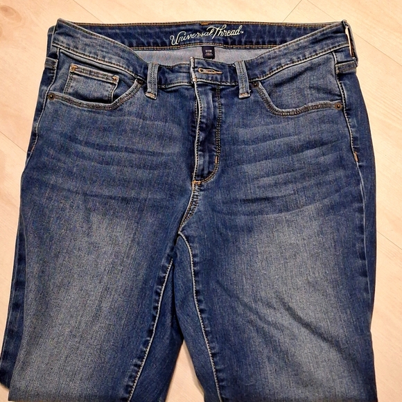 Universal thread Mid Rise Skinny Jean - Picture 1 of 7